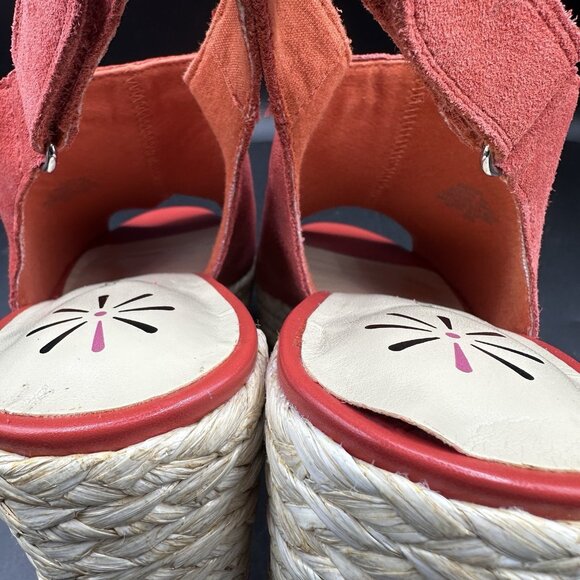 Red Suede Tassel Slingback Wedge Sandals Espadrille 8W Isaac Mizrahi Live - Picture 9 of 10